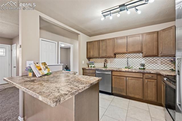 MLS Image for 4749 N Sleepy Hollow  ,Colorado Springs, Colorado