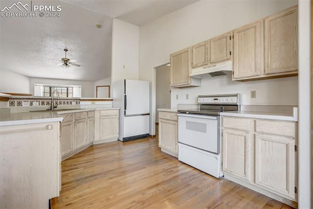 MLS Image for 551 S Kearney  ,Colorado Springs, Colorado