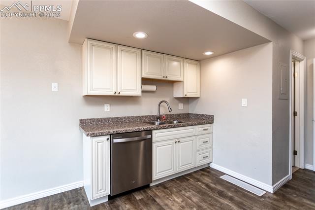 MLS Image for 4505  Lamplighter   ,Colorado Springs, Colorado