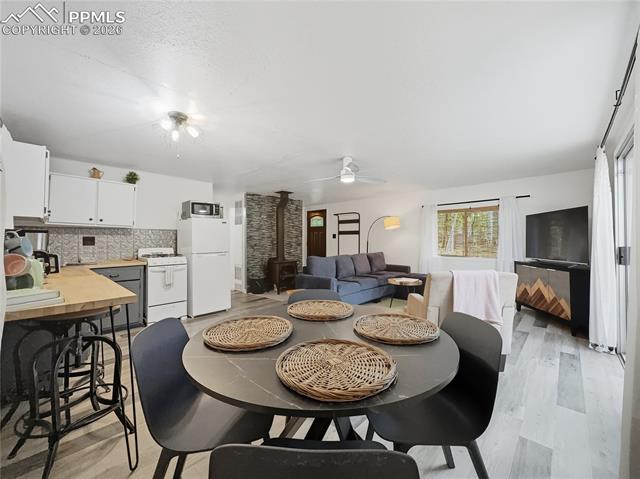 MLS Image for 112  Denwood  ,Florissant, Colorado