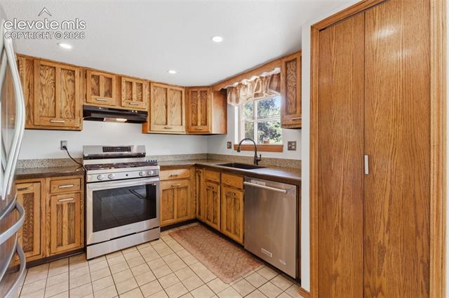 MLS Image for 6125  Castlewood  ,Colorado Springs, Colorado