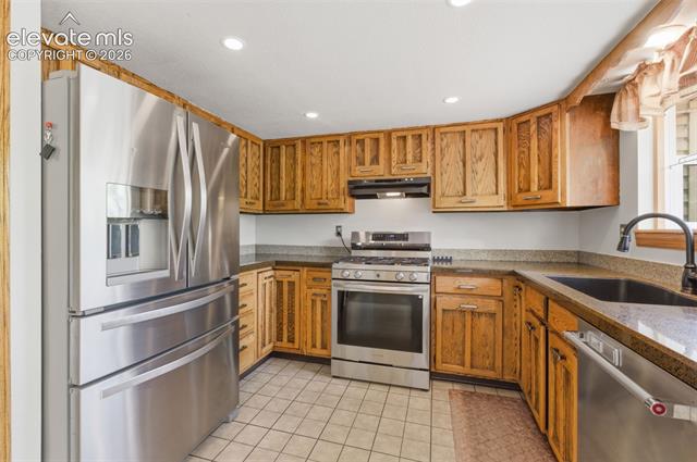 MLS Image for 6125  Castlewood  ,Colorado Springs, Colorado