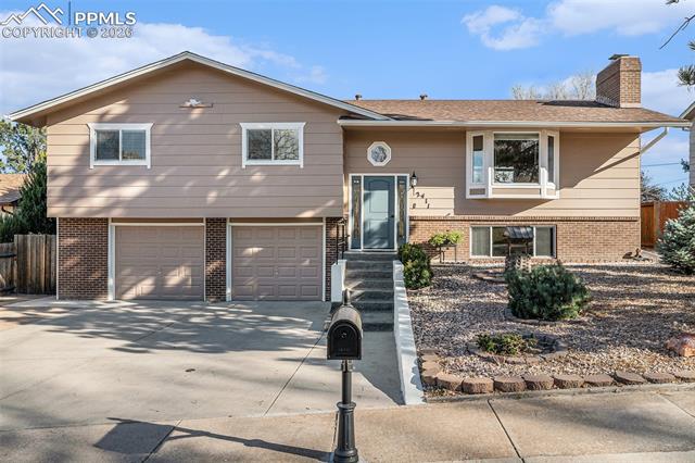 2411  Providence  , colorado springs&nbsp; House Search MLS Picture