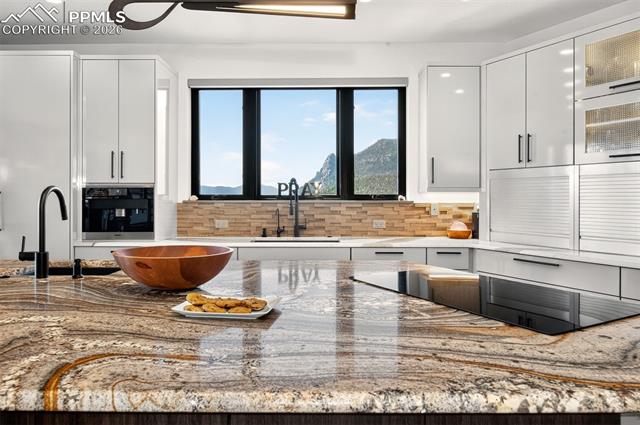 MLS Image for 5320  Lost Cabin  ,Manitou Springs, Colorado