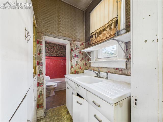 MLS Image for 1001 E Orman  ,Pueblo, Colorado