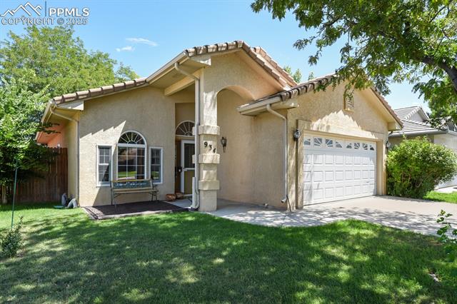 MLS Image for 934  Cedarcrest  ,Pueblo, Colorado