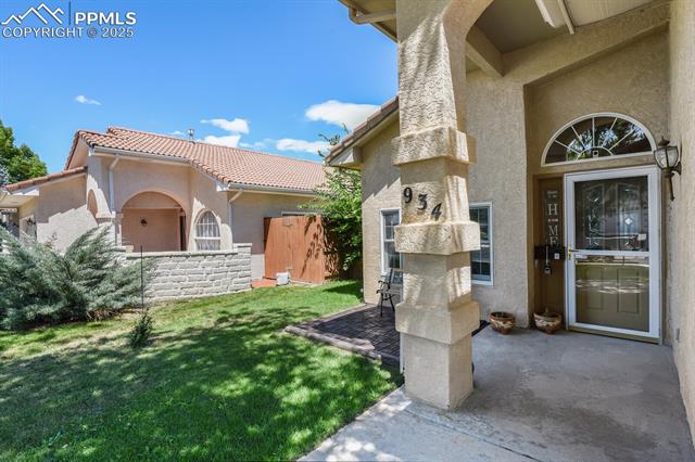 MLS Image for 934  Cedarcrest  ,Pueblo, Colorado
