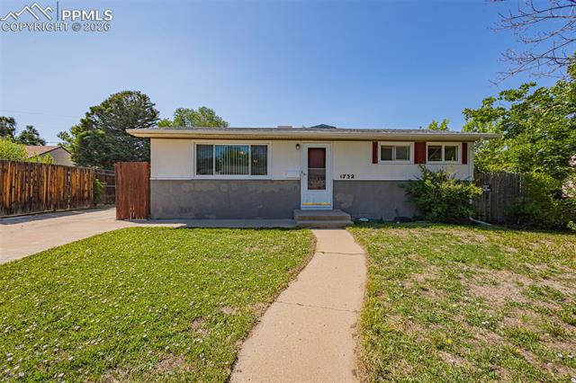 1732  Comanche  , pueblo&nbsp; House Search MLS Picture