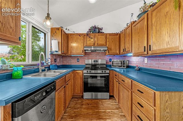MLS Image for 539  Rolling Hills   ,Colorado Springs, Colorado