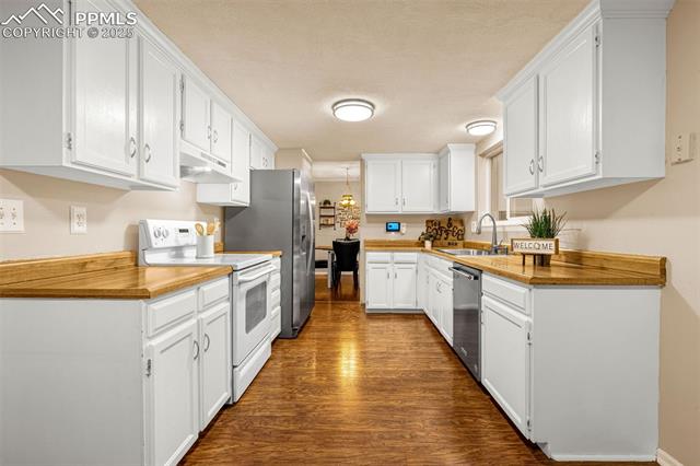 MLS Image for 704  Saddlemountain  ,Colorado Springs, Colorado