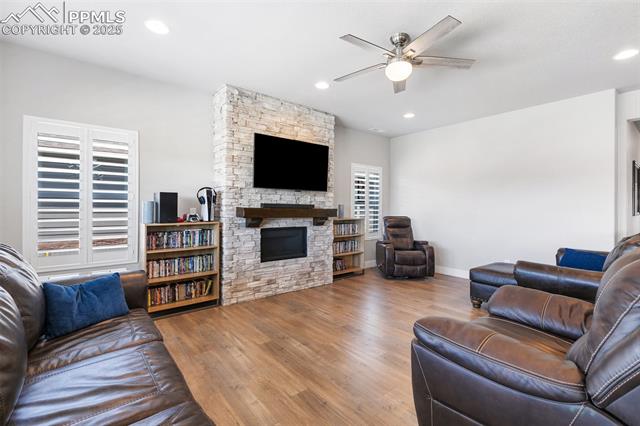 MLS Image for 8323  Noreen Falls  ,Colorado Springs, Colorado