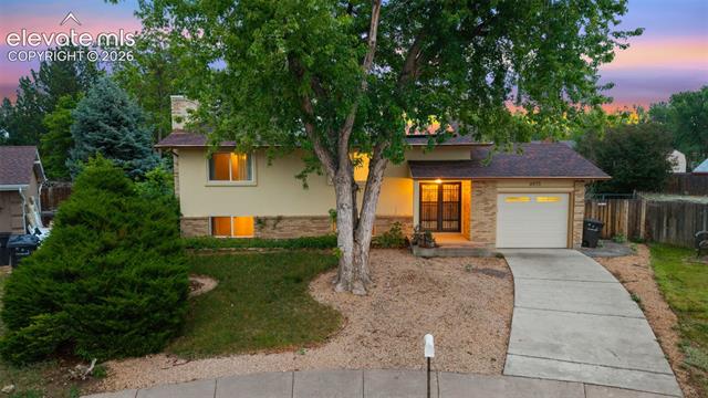 6973  Roaring Spring  , fountain&nbsp; House Search MLS Picture