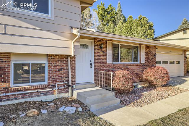 MLS Image for 2560  Villa Loma  ,Colorado Springs, Colorado