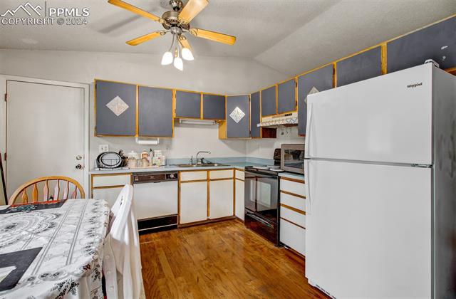 MLS Image for 2618 W Montebello  ,Colorado Springs, Colorado