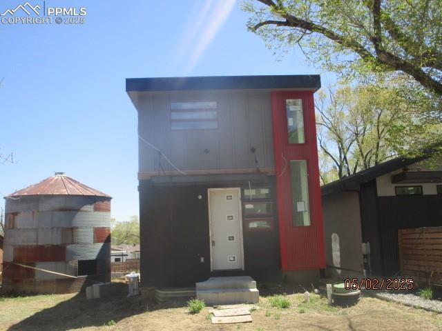 1019  Race  , colorado springs  House Search MLS Picture