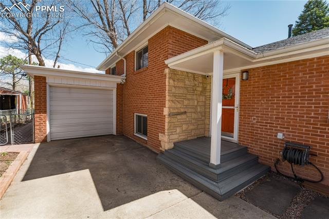 921  Valley  , colorado springs&nbsp; House Search MLS Picture