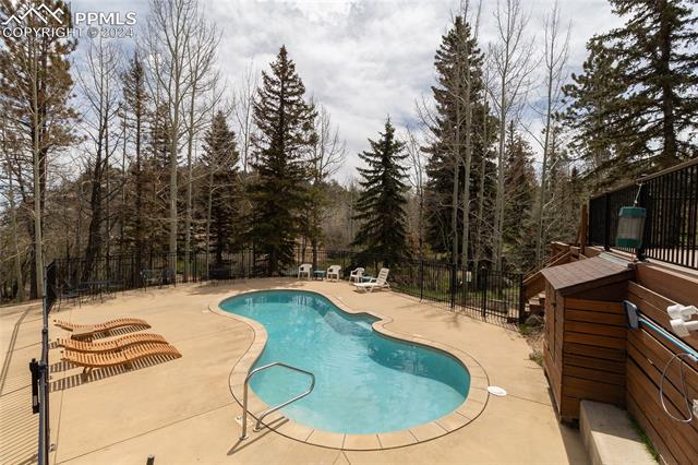 MLS Image for 6215  Aspen Ridge  ,Manitou Springs, Colorado