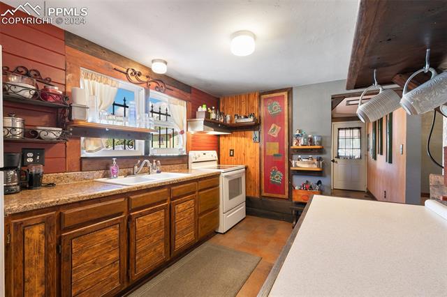 MLS Image for 107  Crystal Park  ,Manitou Springs, Colorado