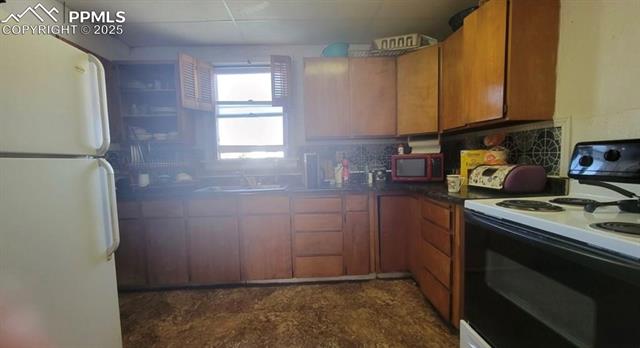 MLS Image for 927  Veta  ,Pueblo, Colorado