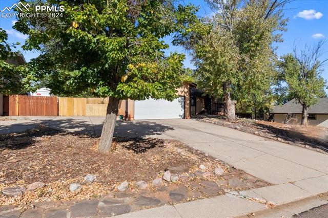 330  Crystal Hills  , manitou springs  House Search MLS Picture