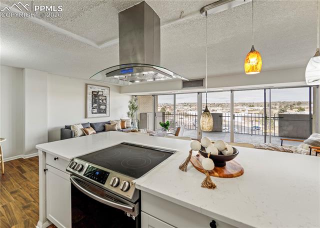MLS Image for 411  Lakewood  B430 ,Colorado Springs, Colorado