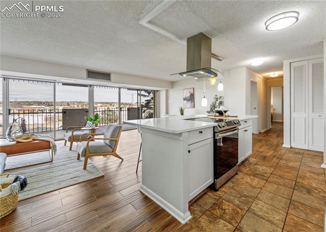 MLS Image for 411  Lakewood  B430 ,Colorado Springs, Colorado