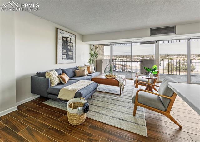 MLS Image for 411  Lakewood  B430 ,Colorado Springs, Colorado