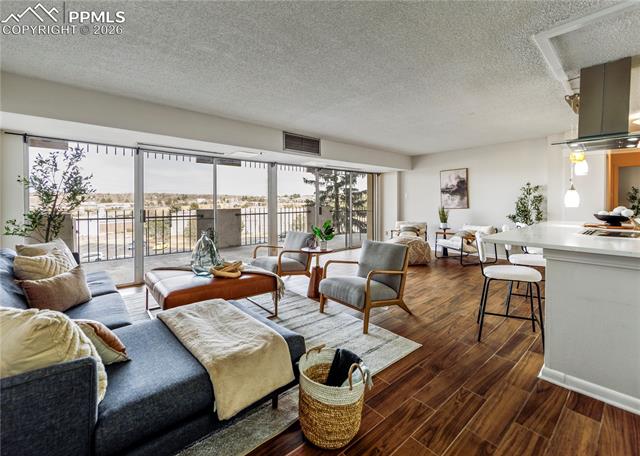 MLS Image for 411  Lakewood  B430 ,Colorado Springs, Colorado