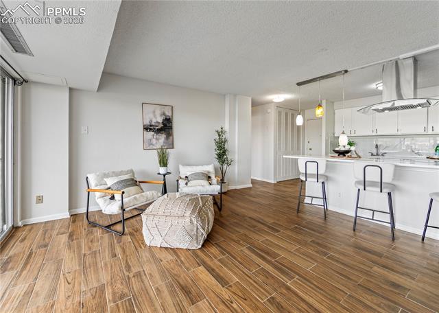 MLS Image for 411  Lakewood  B430 ,Colorado Springs, Colorado