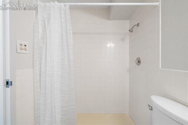 MLS Image for 411  Lakewood  B430 ,Colorado Springs, Colorado