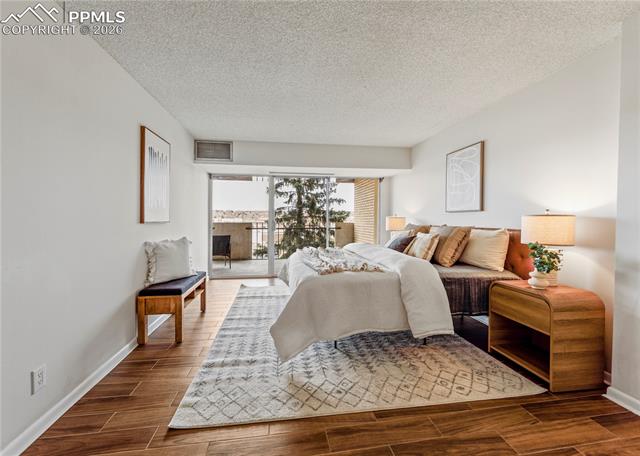 MLS Image for 411  Lakewood  B430 ,Colorado Springs, Colorado