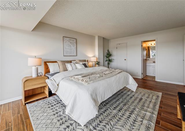 MLS Image for 411  Lakewood  B430 ,Colorado Springs, Colorado