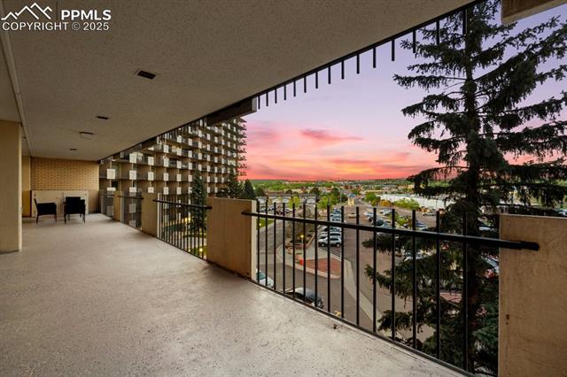MLS Image for 411  Lakewood  B430 ,Colorado Springs, Colorado