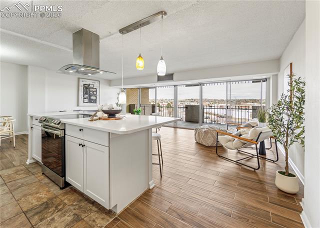 MLS Image for 411  Lakewood  B430 ,Colorado Springs, Colorado