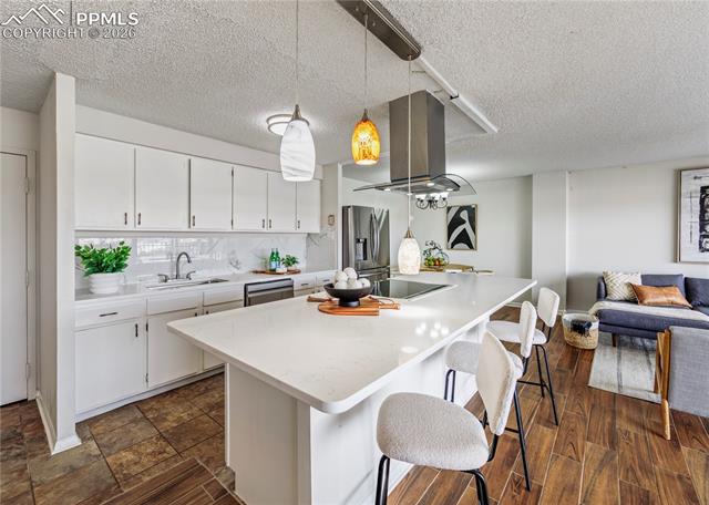 MLS Image for 411  Lakewood  B430 ,Colorado Springs, Colorado