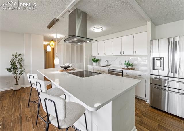 MLS Image for 411  Lakewood  B430 ,Colorado Springs, Colorado