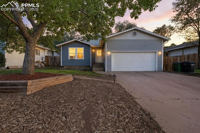 972  Columbine  , colorado springs&nbsp; House Search MLS Picture