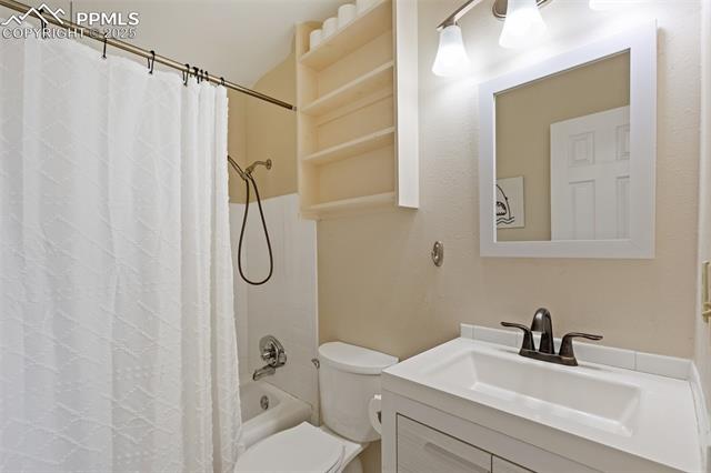 MLS Image for 4652 N Sleepy Hollow  ,Colorado Springs, Colorado