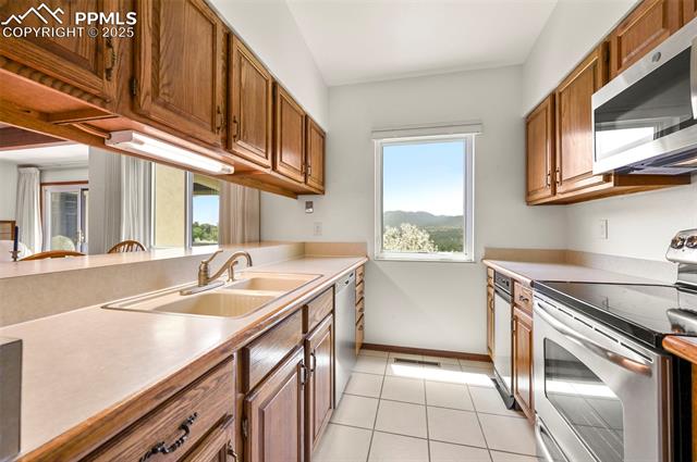 MLS Image for 934  Fontmore  C ,Colorado Springs, Colorado