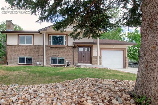 6560  President  , colorado springs&nbsp; House Search MLS Picture