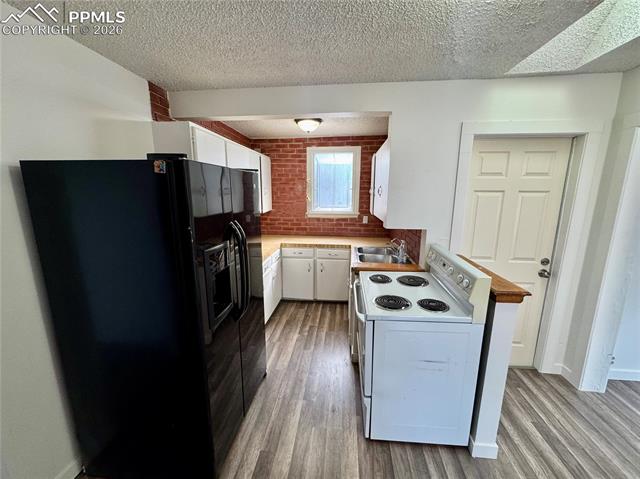 MLS Image for 802 N Walnut  ,Colorado Springs, Colorado