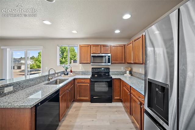 MLS Image for 7604  Autumn Knoll  ,Colorado Springs, Colorado