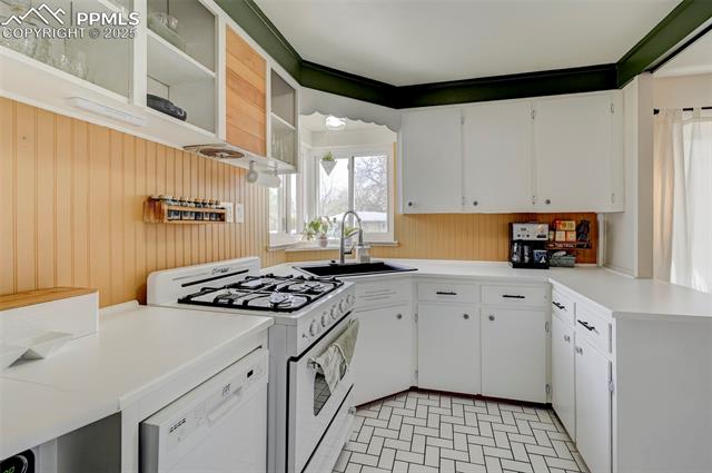 MLS Image for 2104  Templeton Gap  ,Colorado Springs, Colorado