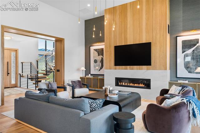 MLS Image for 5815  Peppy San  ,Larkspur, Colorado