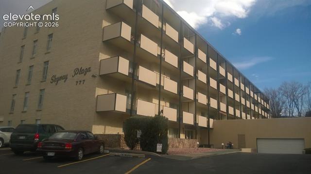 777  Saturn  410 , colorado springs&nbsp; House Search MLS Picture