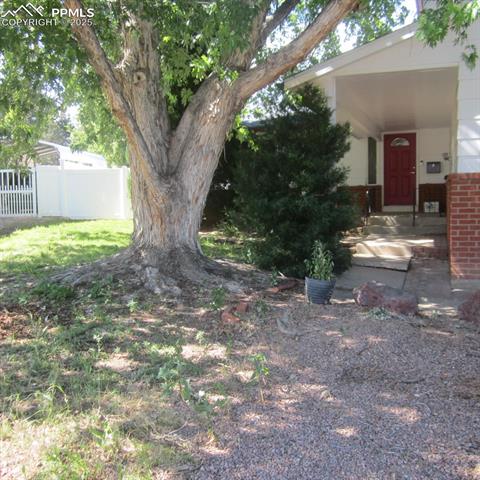 9  Briargate  , pueblo  House Search MLS Picture
