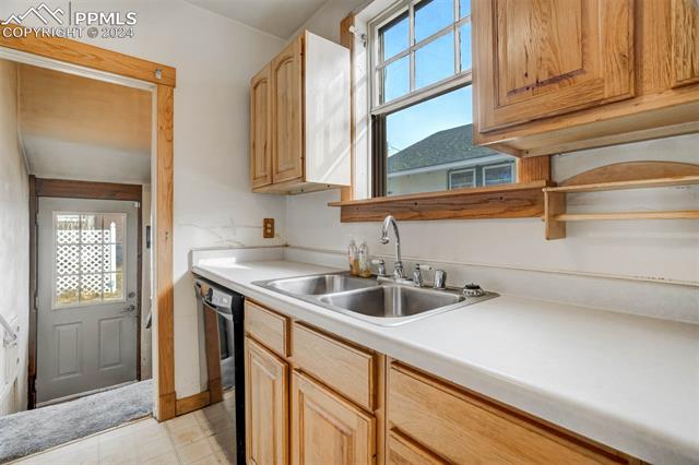 MLS Image for 402 E Caramillo  ,Colorado Springs, Colorado