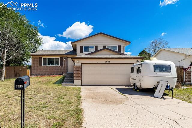 1945  Mineola  , colorado springs&nbsp; House Search MLS Picture