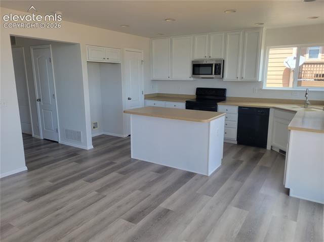 MLS Image for 10025  everglades  ,Colorado Springs, Colorado