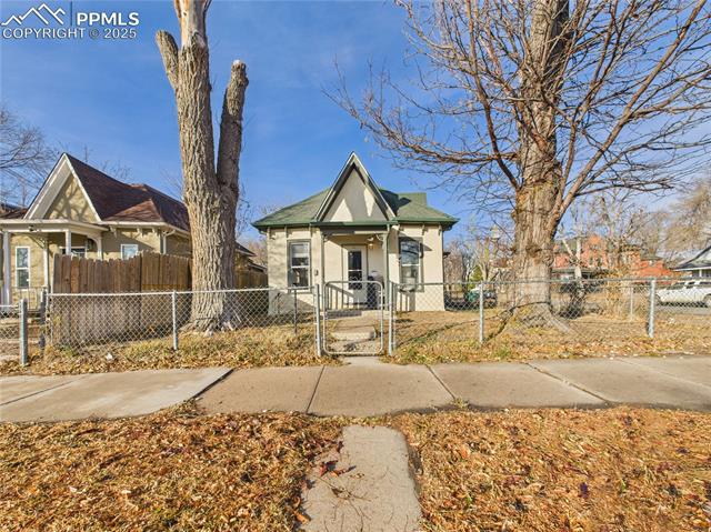 1021  West  , pueblo&nbsp; House Search MLS Picture